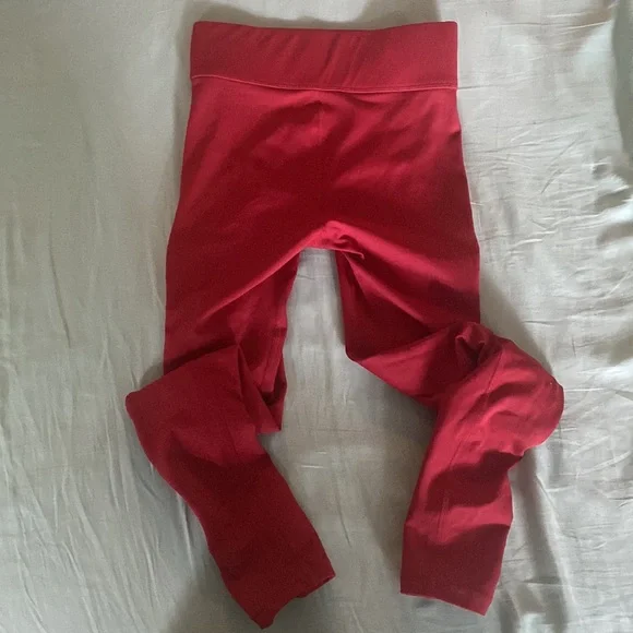Carbon38 Sayang Macrame Legging in Red